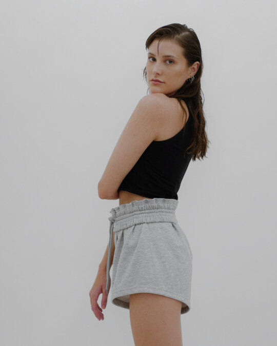 in europe Shorts Grey_abbildung_model_bildnr1