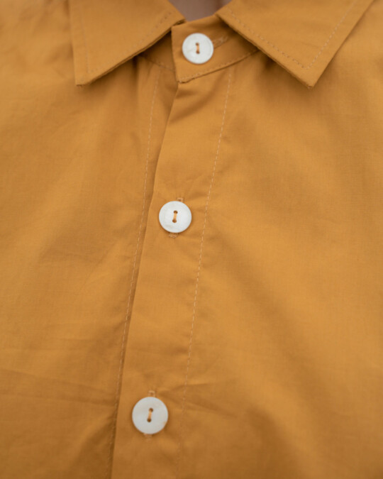 The Cropped Shirt Short Sleeve Dusty Orange_abbildung_model_bildnr1