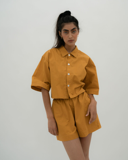 The Cropped Shirt Short Sleeve Dusty Orange_abbildung_model_bildnr0